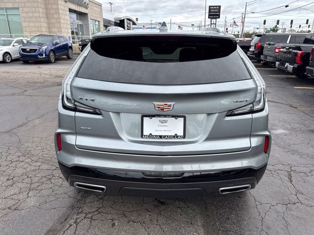2024 Cadillac XT4 Sport
