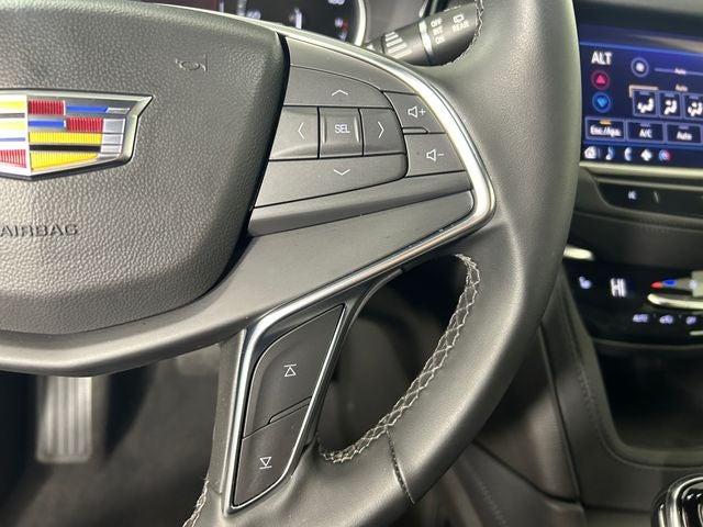 2025 Cadillac XT5 Luxury