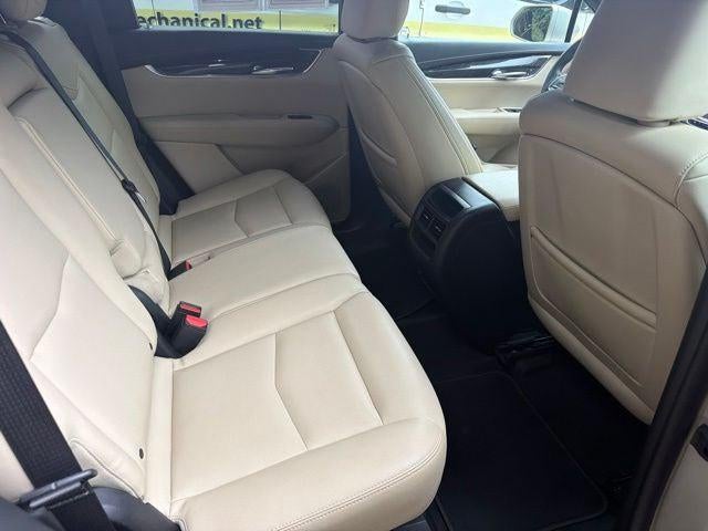 2017 Cadillac XT5 Base