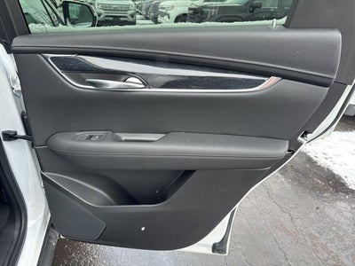 2022 Cadillac XT5 Premium Luxury