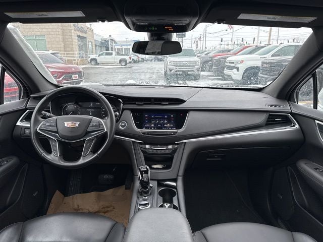 2022 Cadillac XT5 Premium Luxury