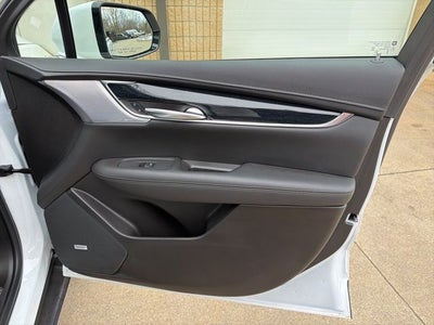 2025 Cadillac XT5 Premium Luxury