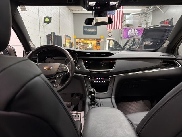 2023 Cadillac XT5 Premium Luxury