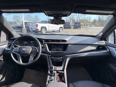 2023 Cadillac XT5 Premium Luxury