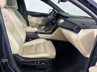 2018 Cadillac XT5 Premium Luxury