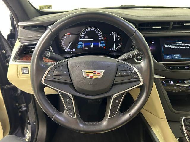 2018 Cadillac XT5 Premium Luxury