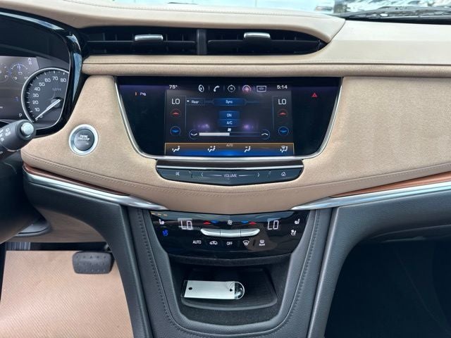 2017 Cadillac XT5 Platinum
