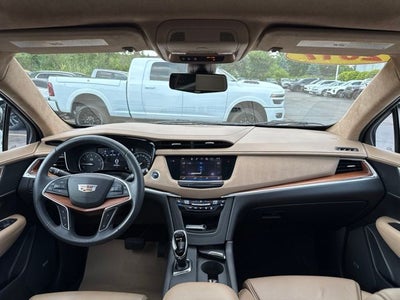 2017 Cadillac XT5 Platinum