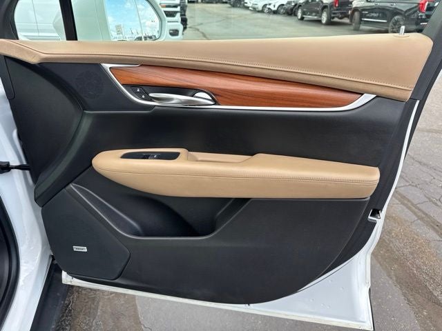 2017 Cadillac XT5 Platinum