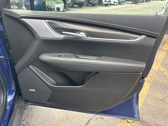 2024 Cadillac XT5 Sport