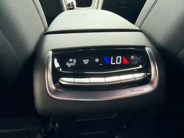 2025 Cadillac XT6 Luxury