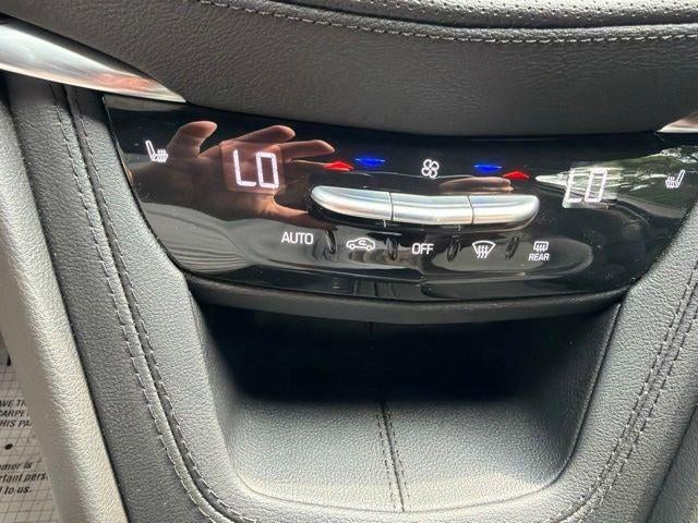 2025 Cadillac XT6 Luxury