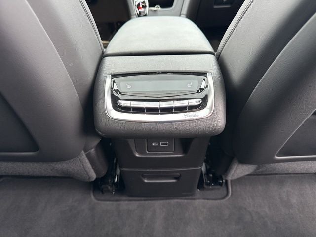 2022 Cadillac XT6 Sport