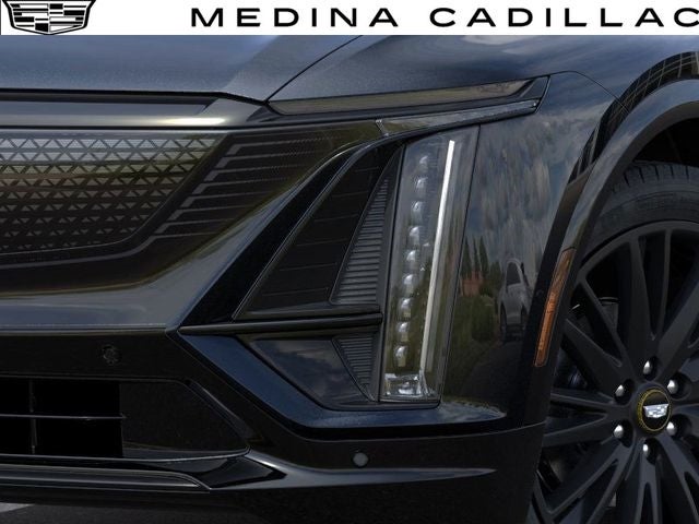 2025 Cadillac LYRIQ Sport