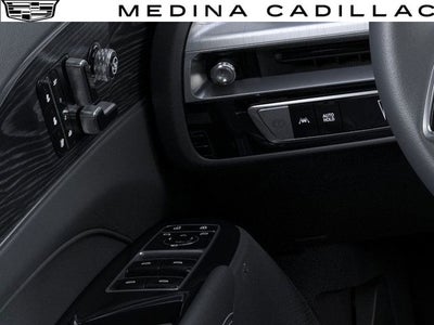 2025 Cadillac LYRIQ Sport