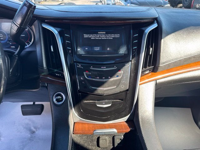 2019 Cadillac Escalade Luxury