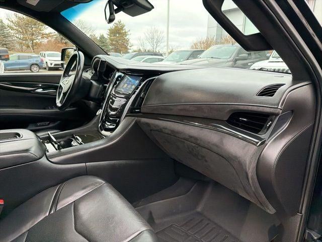 2016 Cadillac Escalade Platinum Edition