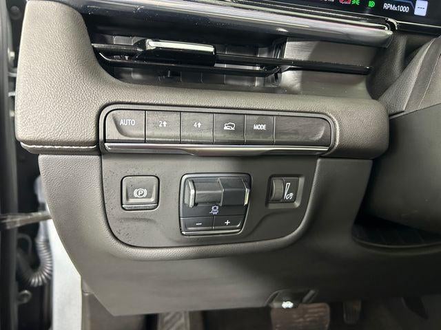 2024 Cadillac Escalade Sport