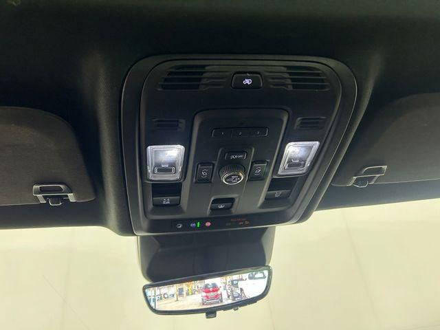 2022 Cadillac Escalade ESV Premium