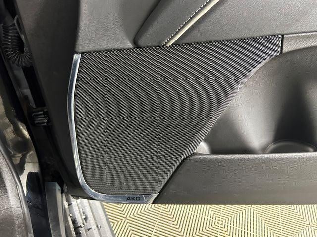 2022 Cadillac Escalade ESV Premium