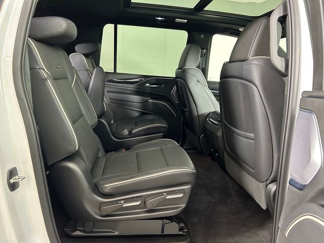 2023 Cadillac Escalade ESV Sport