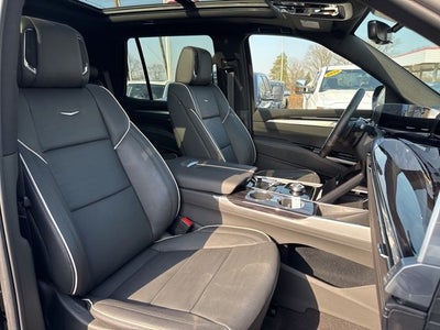 2025 Cadillac Escalade Sport
