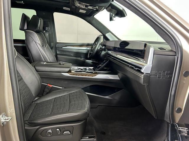 2025 Cadillac Escalade Sport Platinum