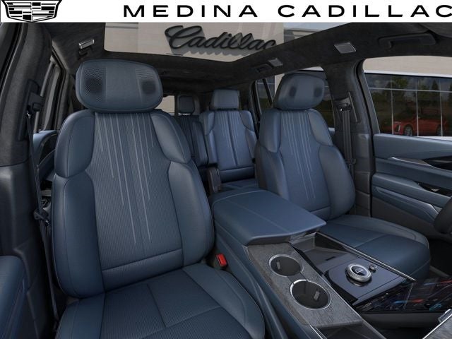 2025 Cadillac ESCALADE IQ Luxury 2
