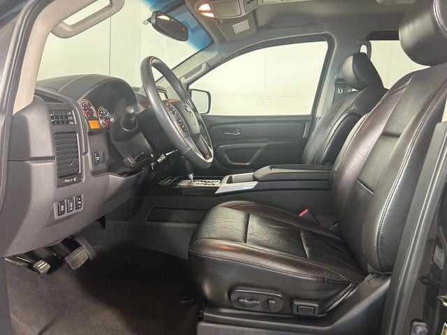 2015 Nissan Titan SL