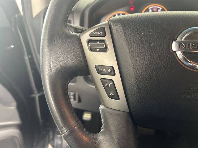 2015 Nissan Titan SL