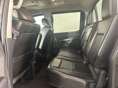 2015 Nissan Titan SL