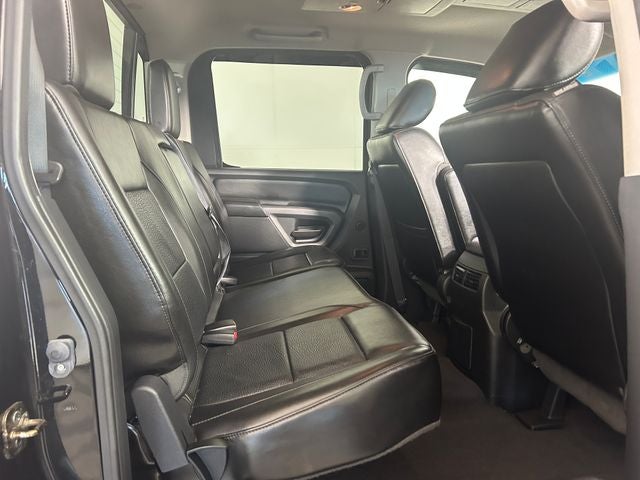 2015 Nissan Titan SL
