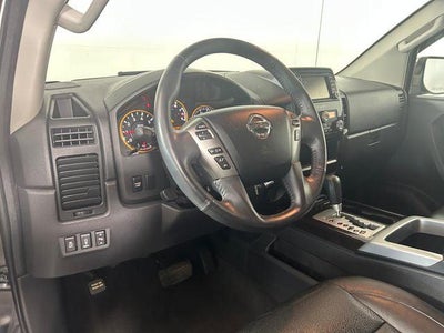 2015 Nissan Titan SL