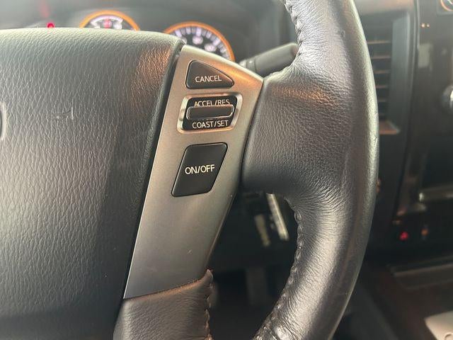2015 Nissan Titan SL