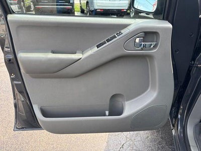 2014 Nissan Frontier SV