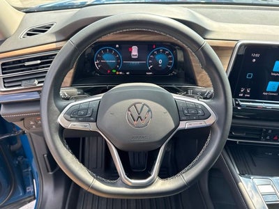 2025 Volkswagen Atlas 2.0T SE w/Technology