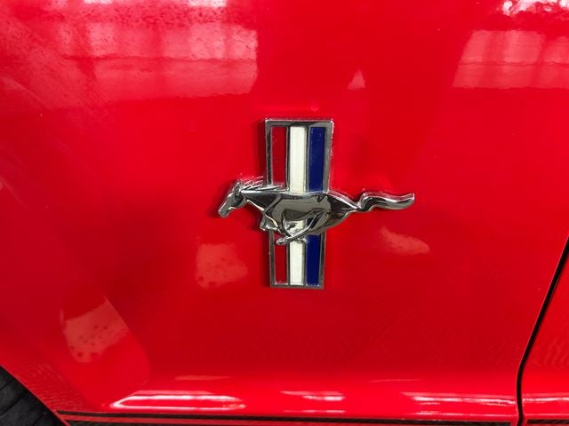 2007 Ford Mustang V6 Deluxe