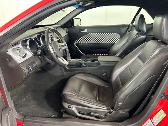 2007 Ford Mustang V6 Deluxe
