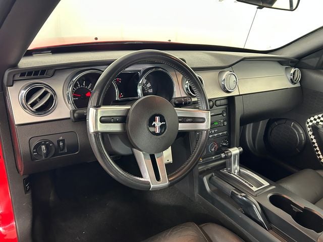 2007 Ford Mustang V6 Deluxe