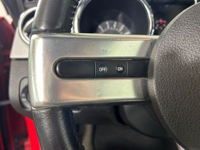 2007 Ford Mustang V6 Deluxe