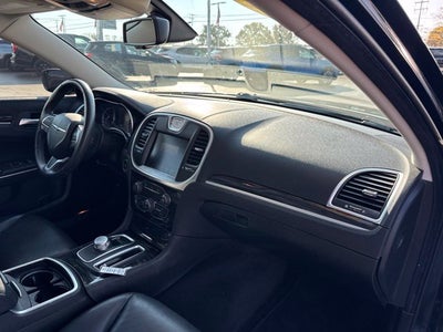 2016 Chrysler 300 Limited