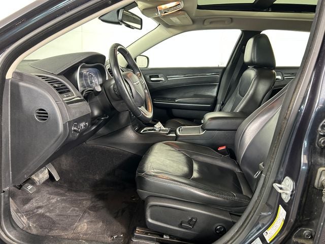 2017 Chrysler 300 Limited