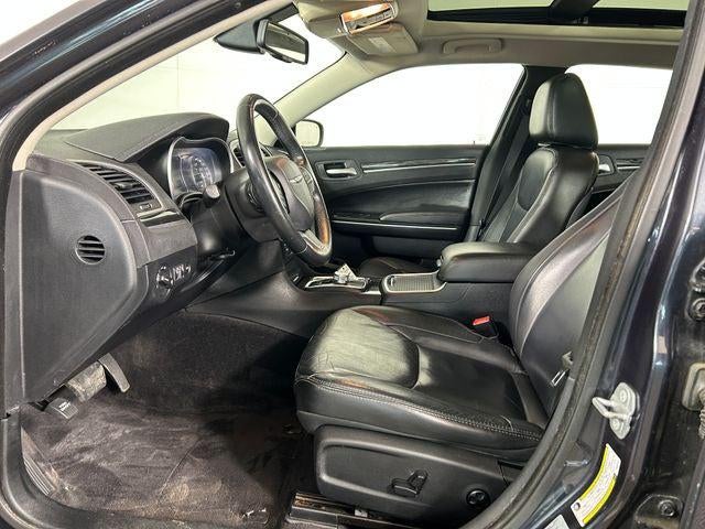 2017 Chrysler 300 Limited