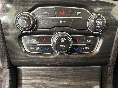 2017 Chrysler 300 Limited