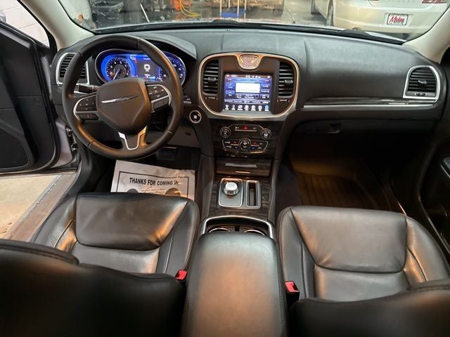 2016 Chrysler 300 Limited