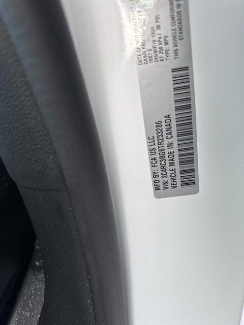 2026 Chrysler Pacifica Select