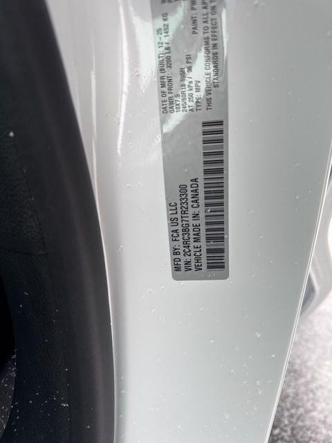 2026 Chrysler Pacifica Select