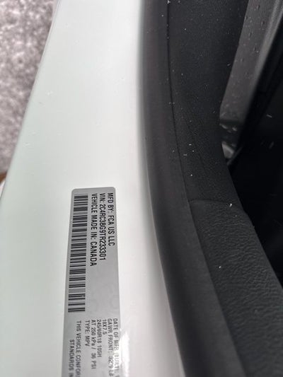 2026 Chrysler Pacifica Select