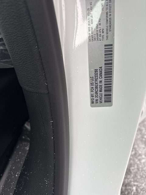 2026 Chrysler Pacifica Select