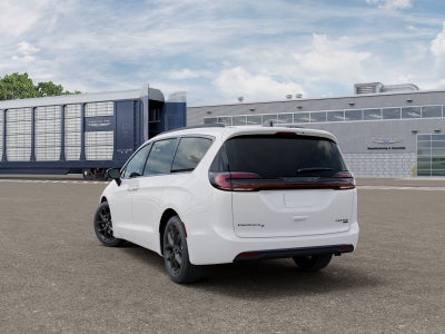 2027 Chrysler Pacifica Limited